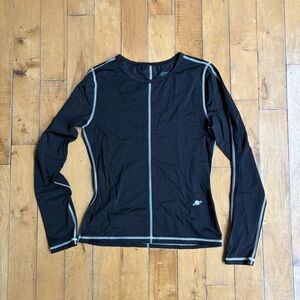 Planet Nusa Long Sleeve - Black